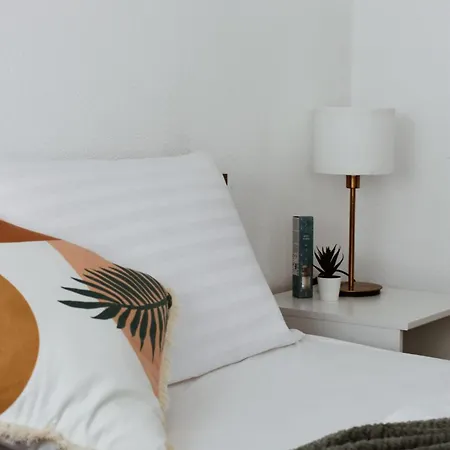 Urban Apartamento *