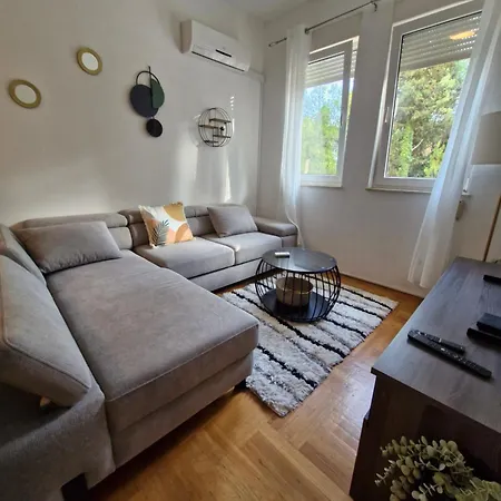 Urban Apartamento