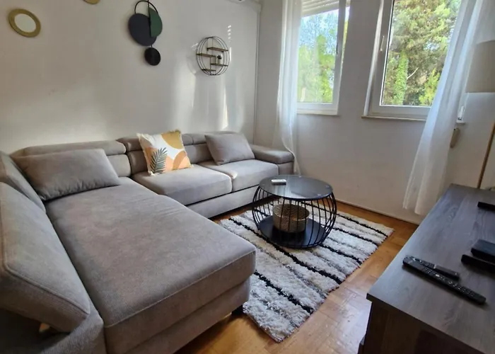 Urban Apartamento